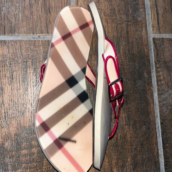 Burberry Sandals Women Size 41 Red US size 10.5 - Picture 9 of 12